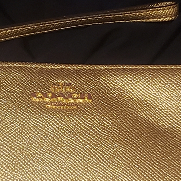 Coach Wristlet - Picture 2 of 5